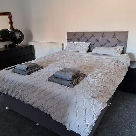 Апартаменты Large 4 Bed Эдинбург Экстерьер фото